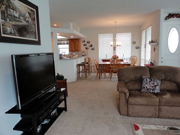 3rd image of 1220 Vienna Dr Spc 450