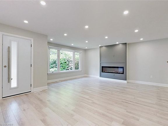 5th image of 1414 Allangrove Dr