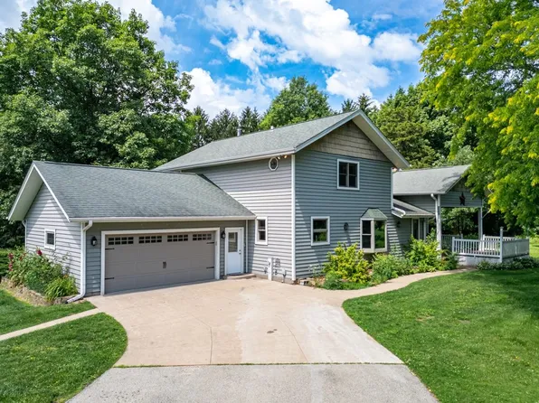 12730 Beloit Rd, Caledonia, IL 61011