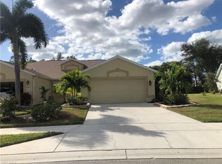 5401 Whitten Dr #98, Naples, FL 34104