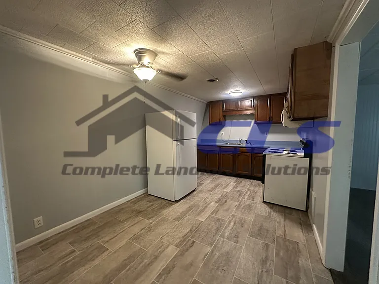 626 E Curry Dr E #H — Photo 2