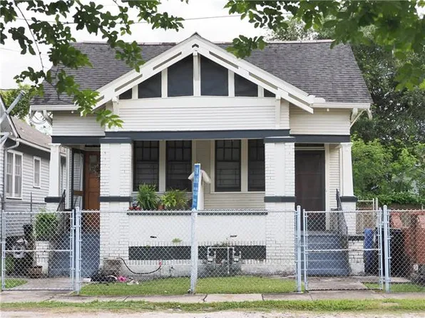 4922 Loyola Ave, New Orleans, LA 70115