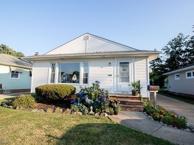 28634 Forest Rd, Willowick, OH, 44095
