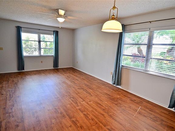 3rd image of 390 301st Blvd W Unit 5D