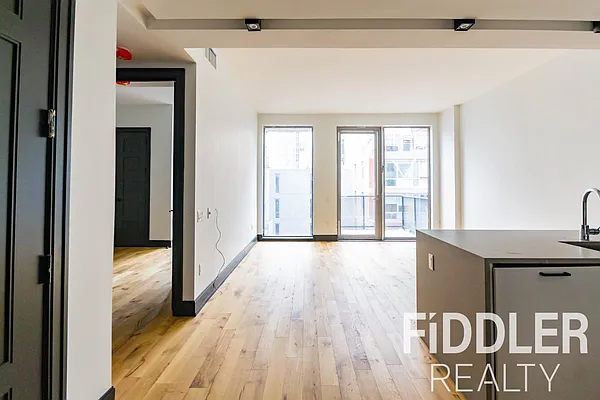 42-22 27th Street #506