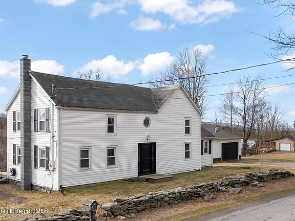 2nd image of 700 Mettacahonts Road