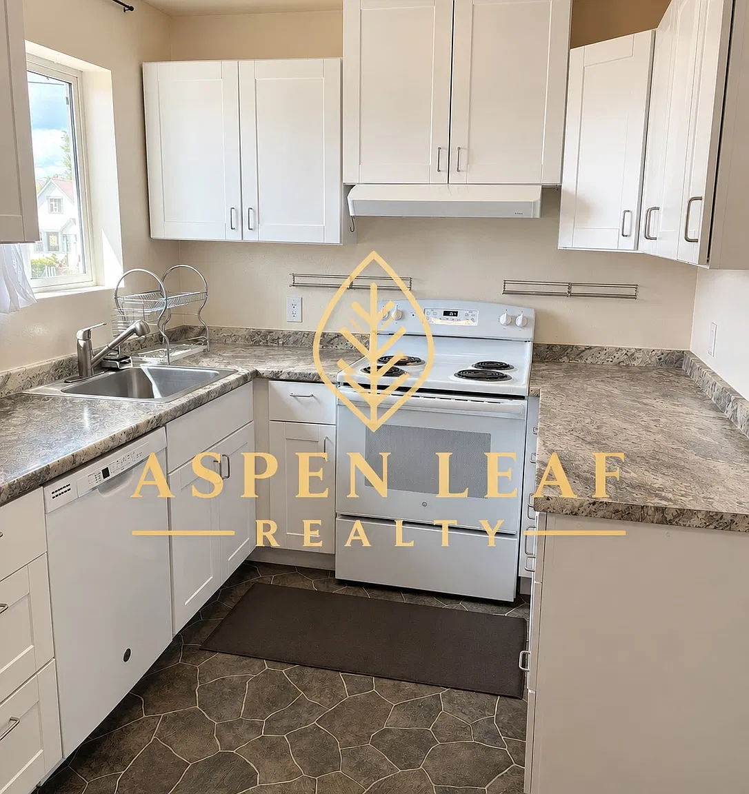 3 bed, 1015 sqft, $2,200 — Photo 3