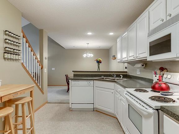 5th image of 17043 Eagleview Ln #48