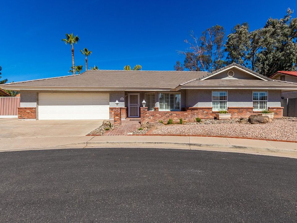 1st image of 420 E San Pedro Ave