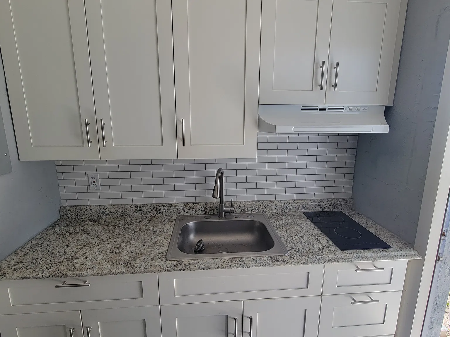 Studio, 350 sqft, $1,375 — Photo 1