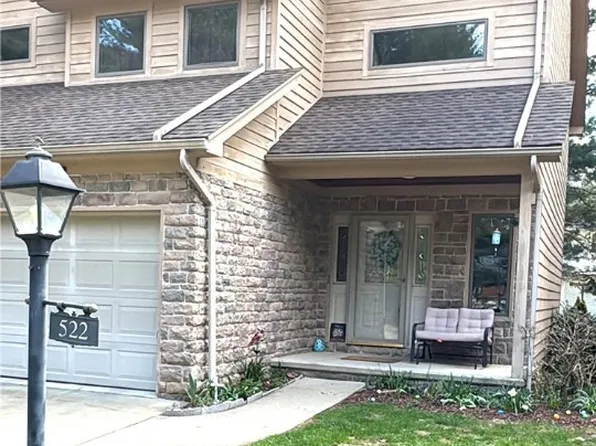 522 Oakdale Dr, Dover, OH 44622