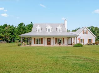 945 Blackjack New Chapel Rd, Collins, MS 39428