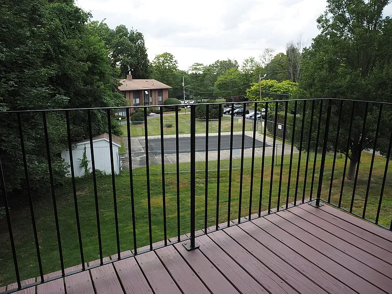 10 Longwood Dr #10 — Photo 20