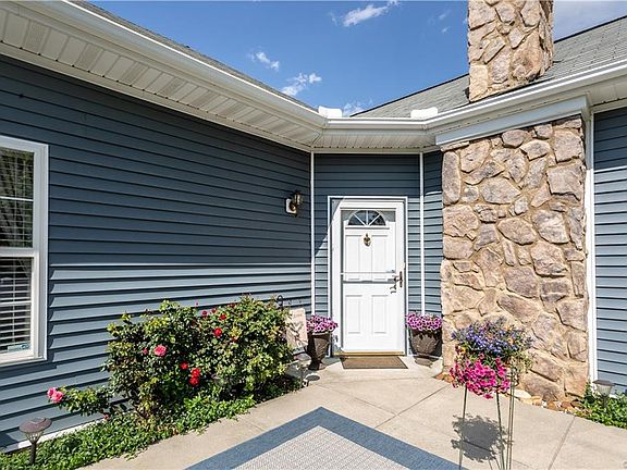 5th image of 2403 Wanstead Ct #C