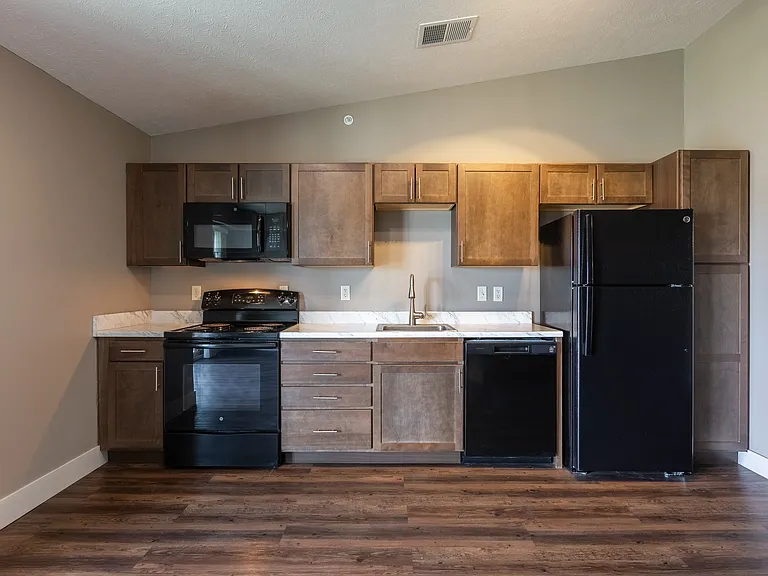 The Sterling Apartments at Grand Island — Photo 55