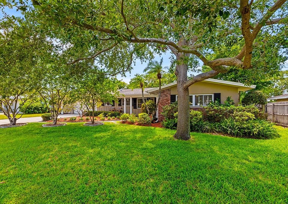 1st image of 1726 CYPRESS AVENUE