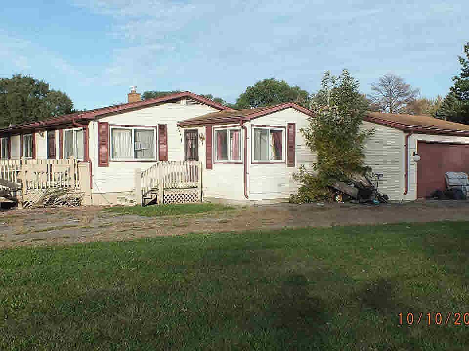 2nd image of 8660 Redwood Dr