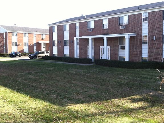 5th image of 75 Parrish St APT 12