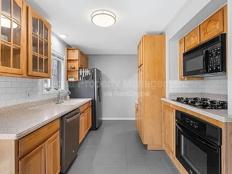 5620 Cheshire St — Photo 13