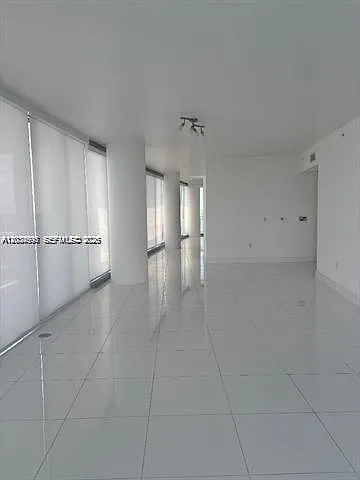 17121 Collins Ave #3101 — Photo 2