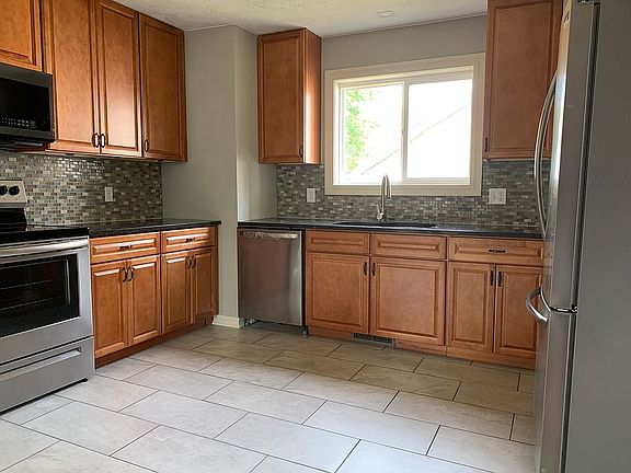 Stainless Appliances Include