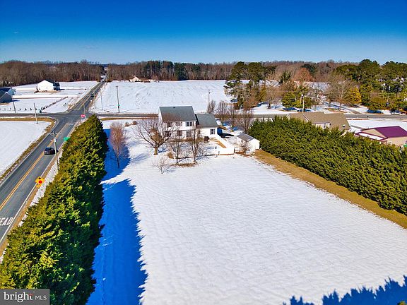 2nd image of 2412 Midstate Rd