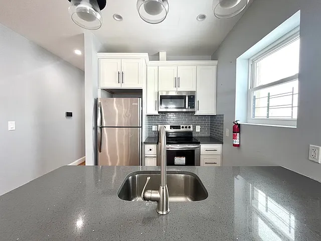 455 Beach 36 St #3 — Photo 17