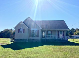 13 Windstone Dr, Fayetteville, TN 37334