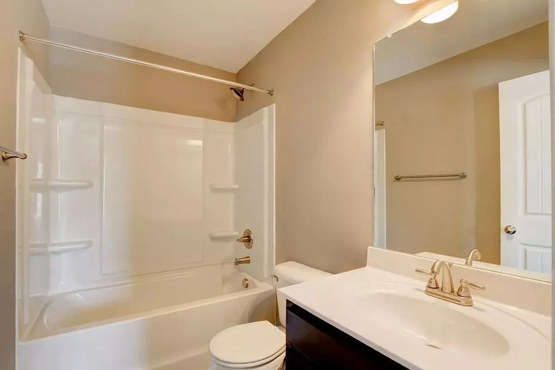2 bed, 2.5 bath, 1216 sqft, $1,400 — Photo 4