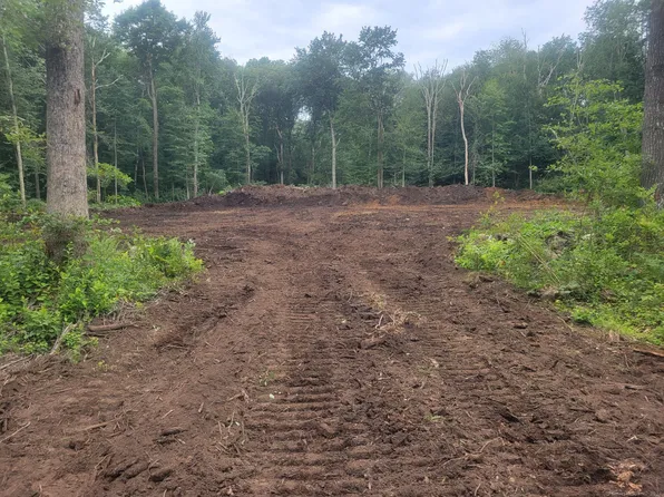 207 Brown Road, Voluntown, CT 06384