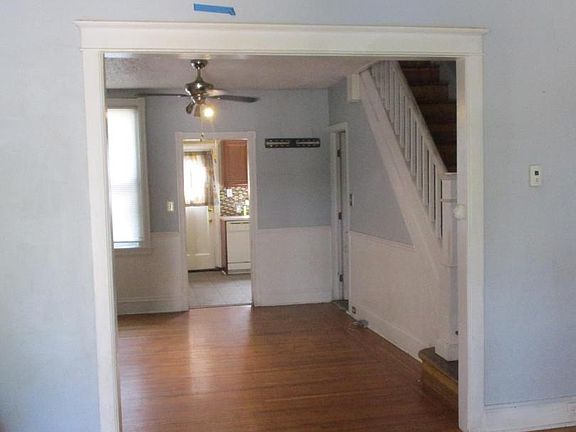 2nd image of 6015 Montague St