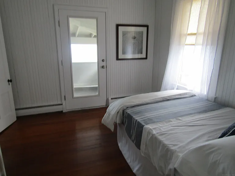 48 Beach Ave — Photo 11