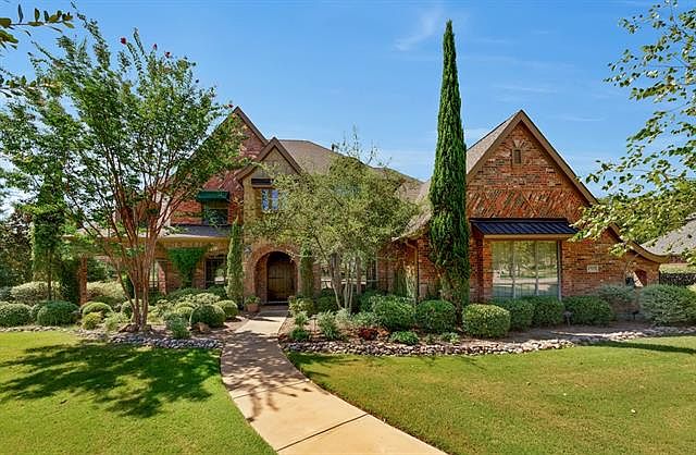1st image of 1725 Weeping Willow Way