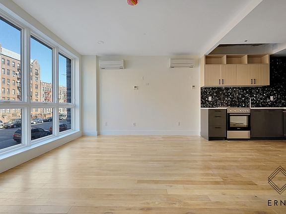 5th image of 200 Linden Blvd #22B