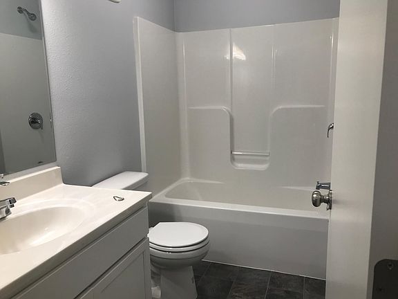4th image of 2131 Bunker Ln APT 10