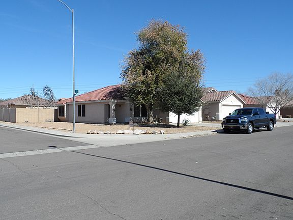 4th image of 5706 E Flower Ave