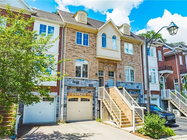 181 Plains Rd W #14, Burlington, ON L7T 0B1