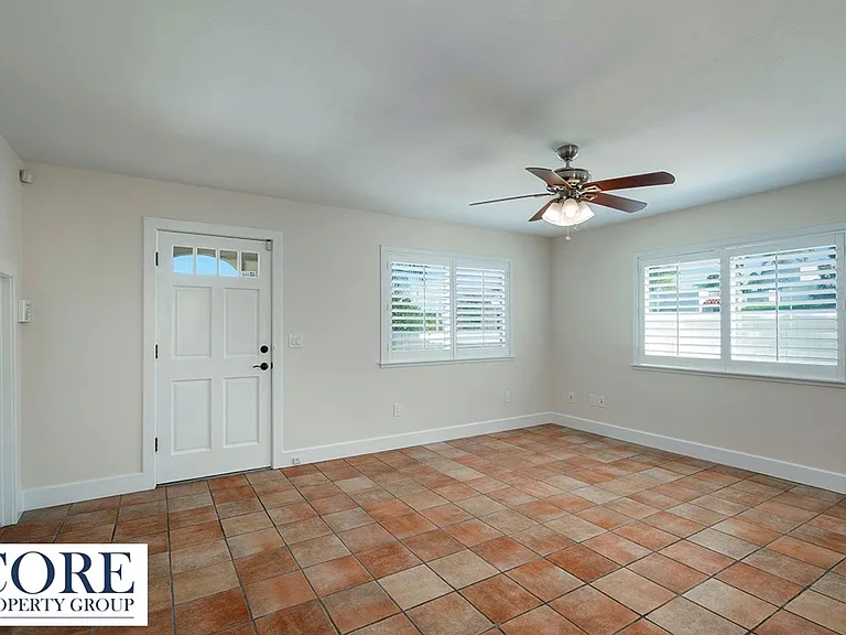 308 Palm Ave — Photo 8