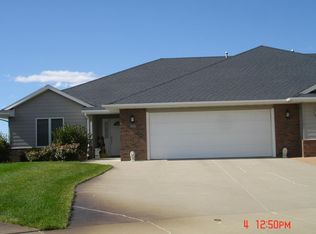 1909 Brighton Ct, Pierre, SD 57501