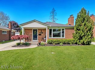 3017 Elmhurst Ave, Royal Oak, MI 48073