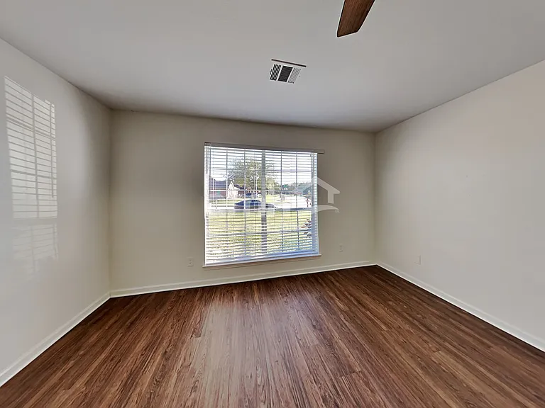 1034 Chase Park Dr — Photo 9