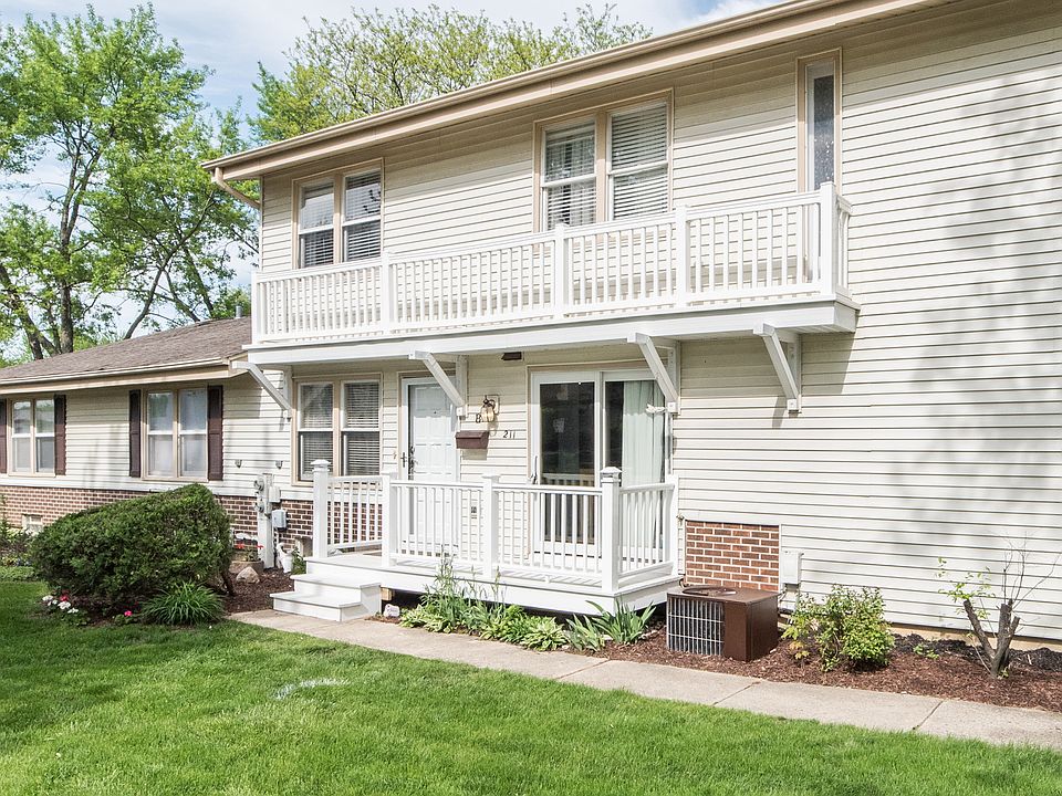 1st image of 211 Bradley Ct Unit B