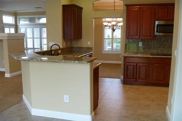 7504 Callaway Dr — Photo 9