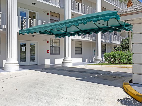 4th image of 3650 Whitehall Drive #201