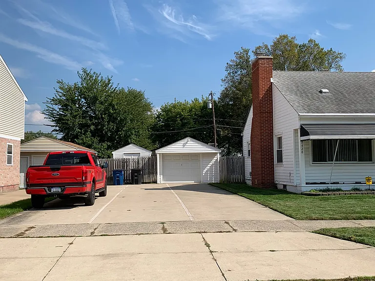 7428 Deering St — Photo 25