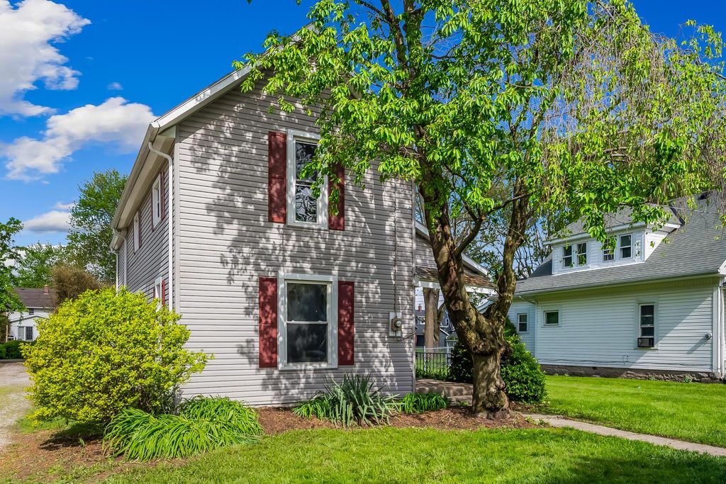 Real estate listing image