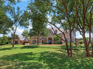 6901 Sanctuary Ln, Fort Worth, TX 76132