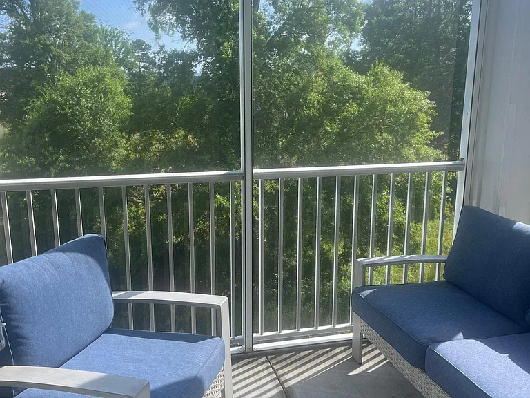 Ella Kinley Cir — Photo 6