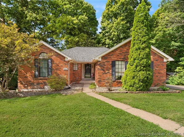 4637 Shady View Drive, Floyds Knobs, IN 47119