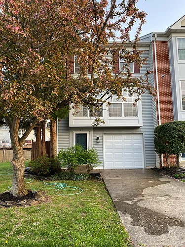 109 Hampshire Sq SW Photo 1 109 Hampshire Sq SW Photo 1